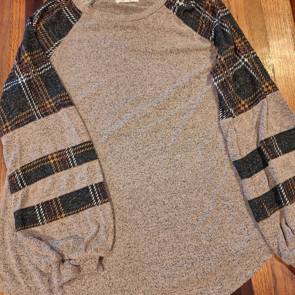 Maurices Crewneck Sweater with Plaid Sleeves - Beige and Black